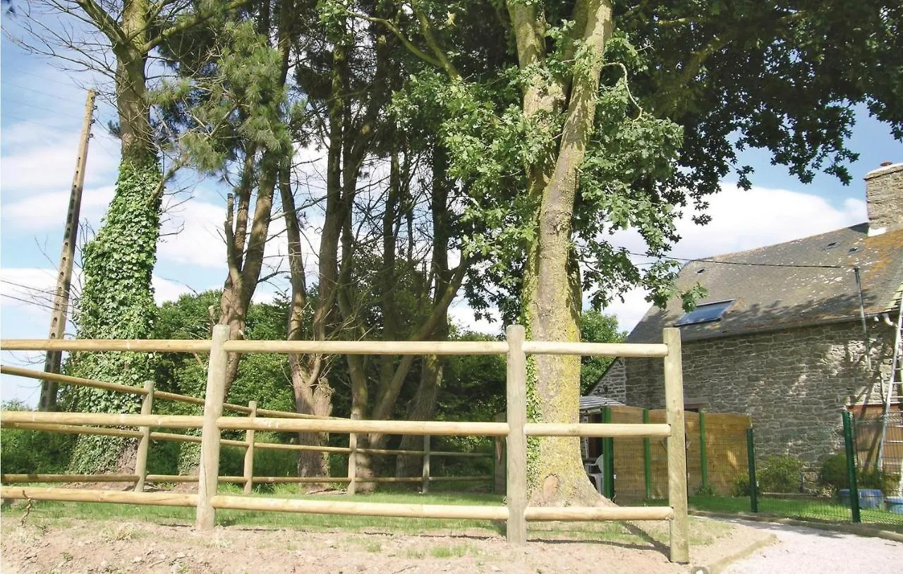 Holiday home Les Landelles Moncontour  0*, Moncontour (Cotes-d'Armor)